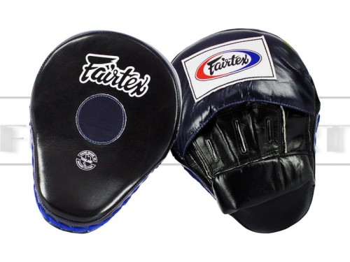 FMV9-fairtex-tarcze-ultimate-contoured-black-blue-F.jpg